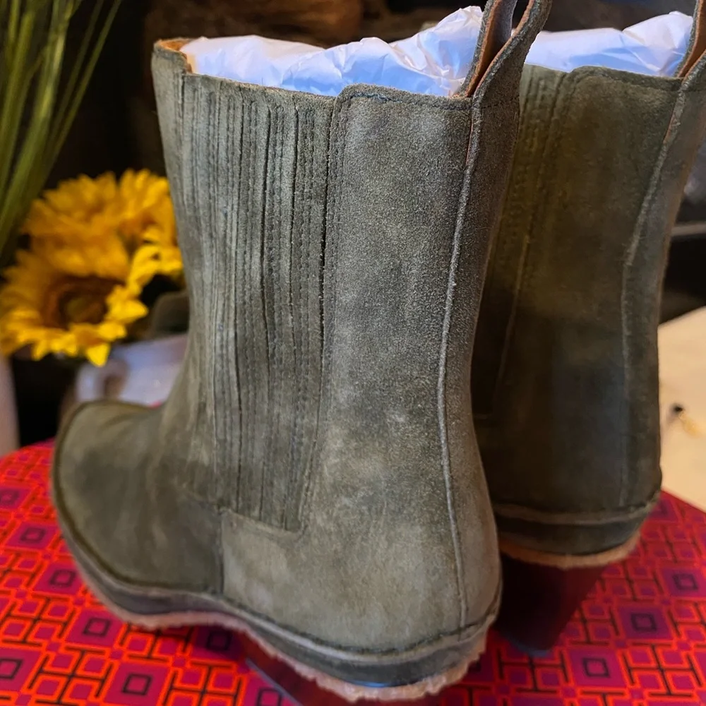 TORY BURCH LILA HEELED ANKLE BOOT - Picture 5 of 8